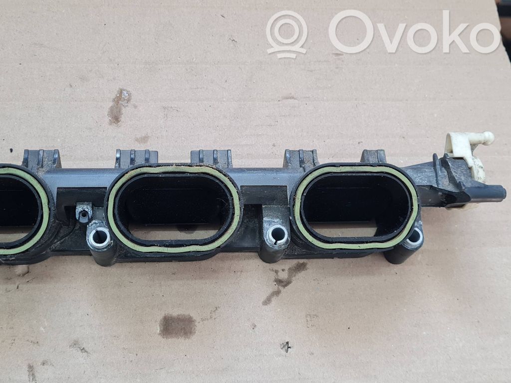 Audi A4 S4 B8 8K Kolektorius įsiurbimo 