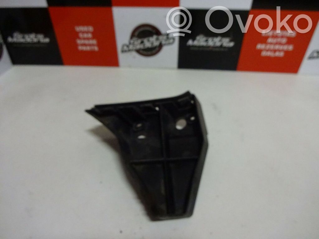 Volvo C70 Front bumper mounting bracket 