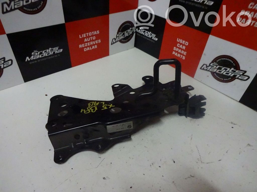 BMW X5 E53 Seat back rest lock catch 