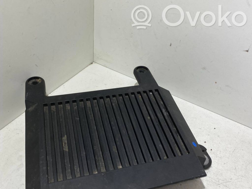 Volvo S80 Garso stiprintuvas 
