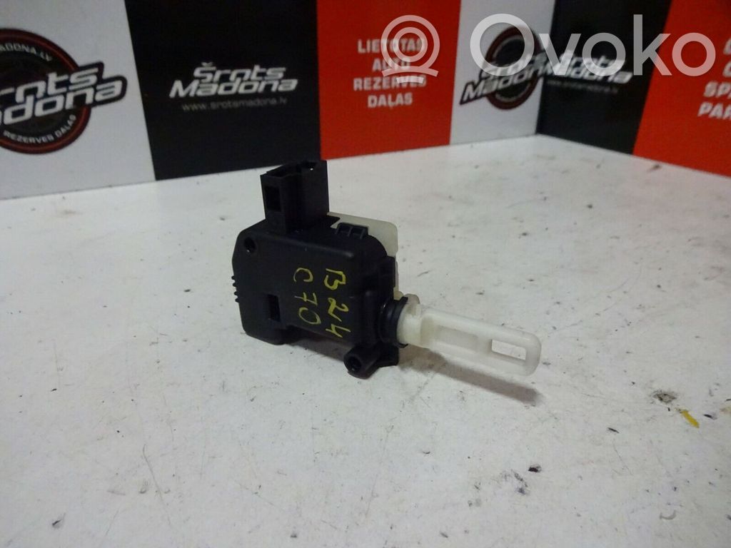 Volvo C70 Fuel tank cap lock 