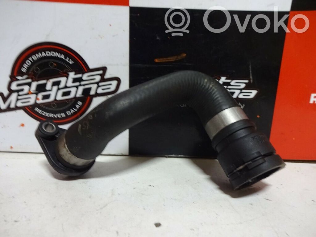 BMW 1 E81 E87 Engine coolant pipe/hose 