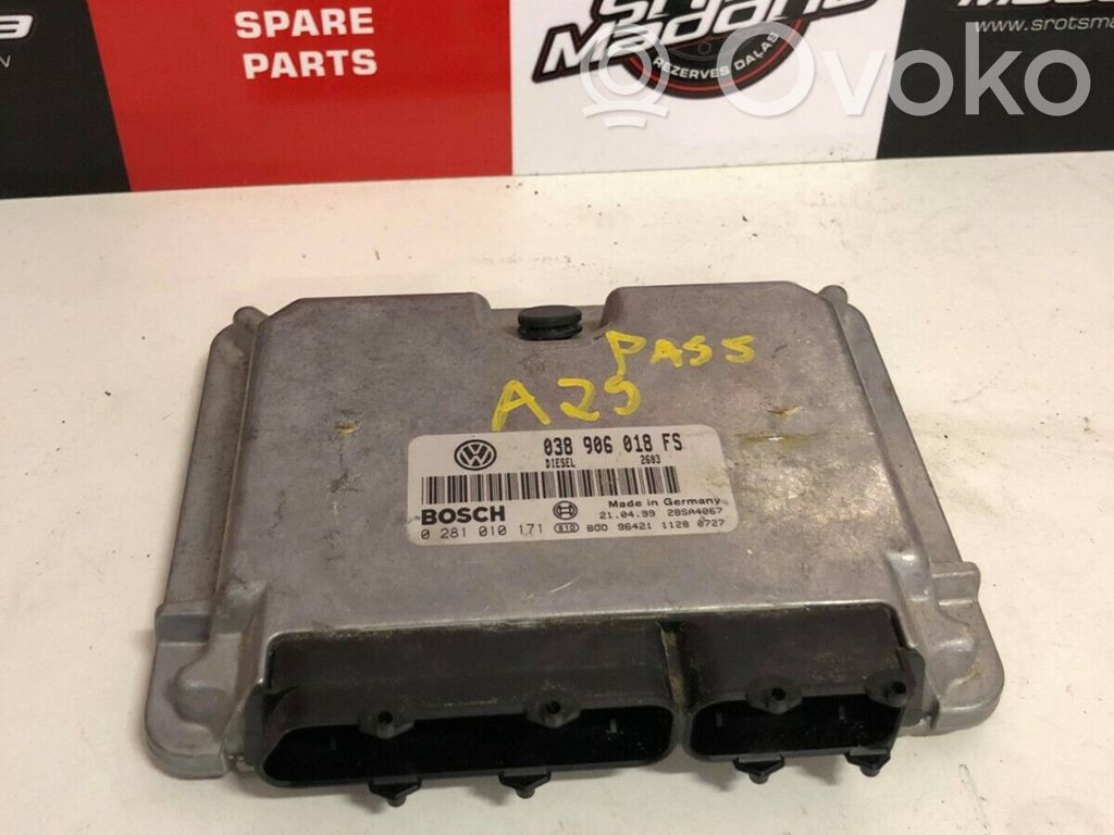Volkswagen PASSAT B5 Engine control unit/module 