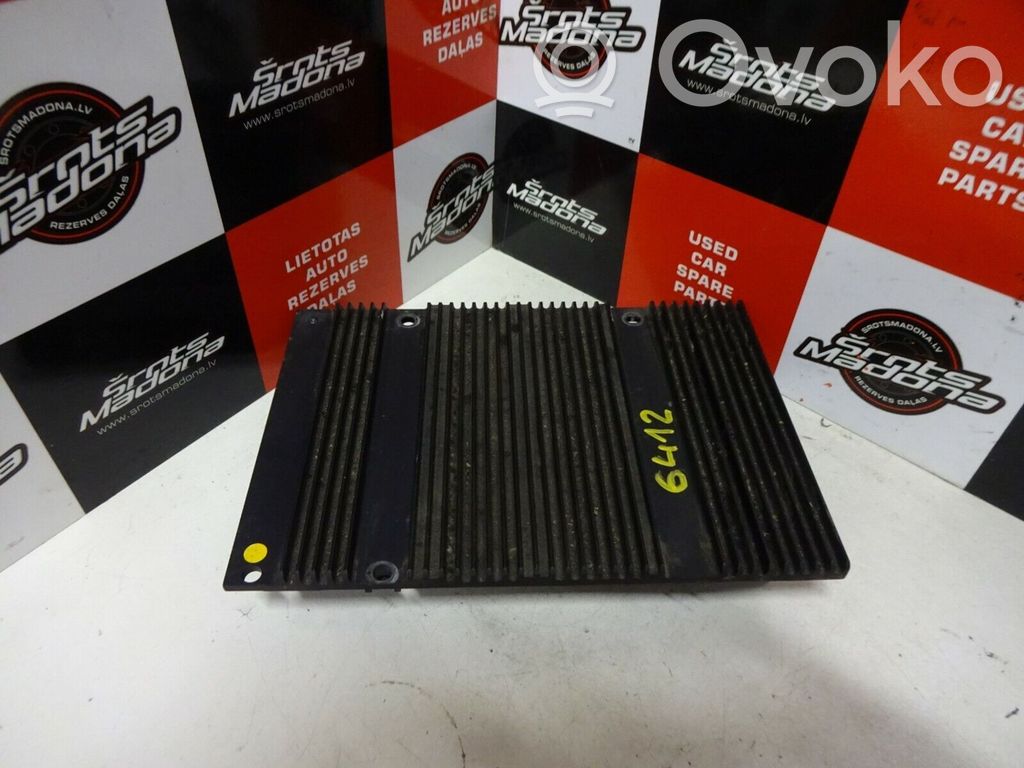 Volvo XC90 Sound amplifier 
