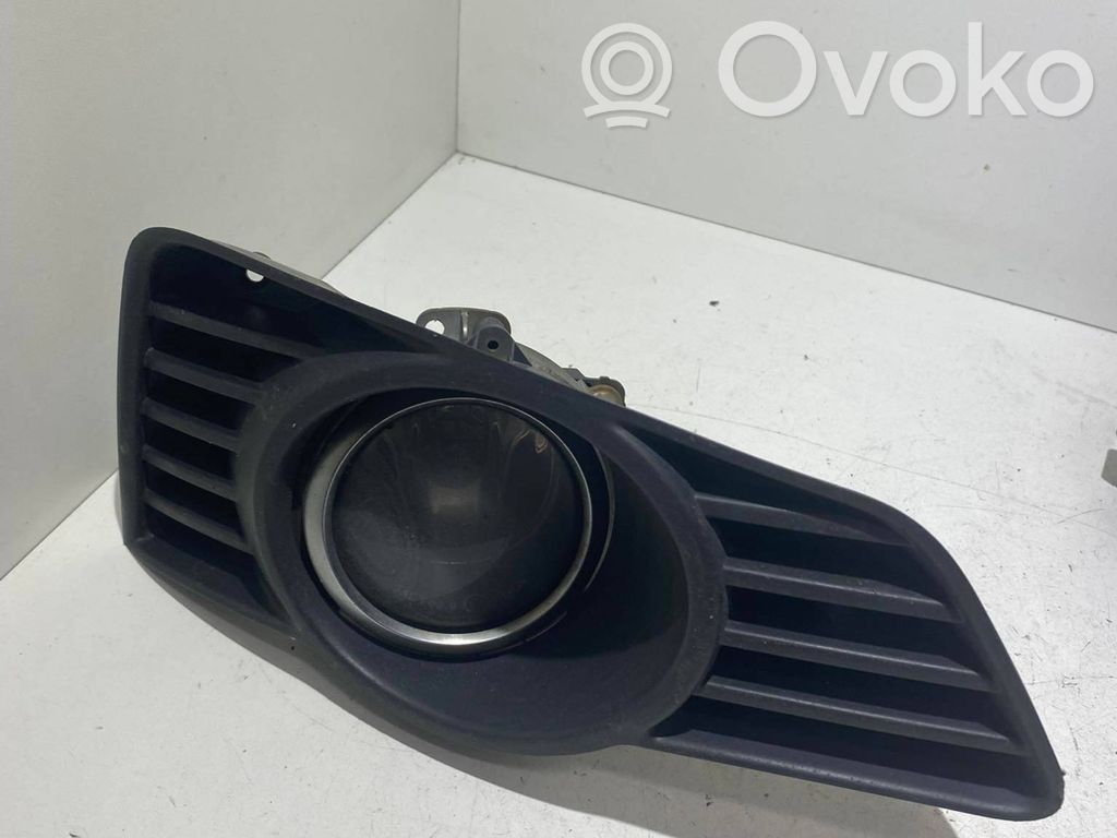 Opel Tigra B Moldura/rejilla de la luz antiniebla delantera 