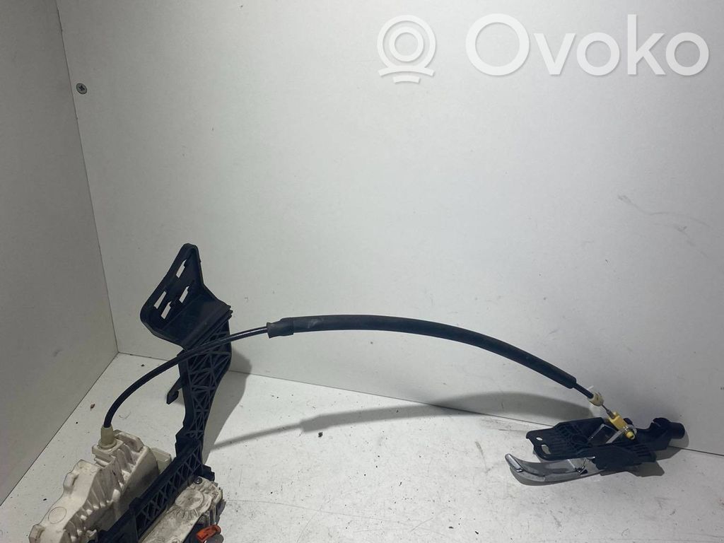 Chrysler Sebring (JS) Front door lock 