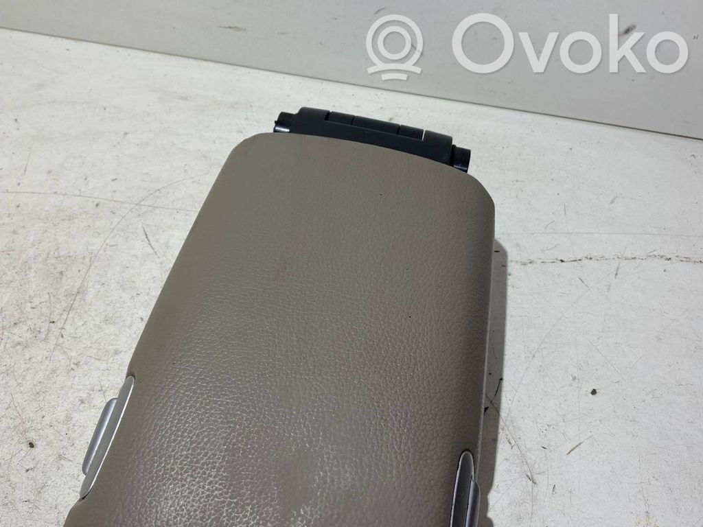 Volvo S60 Reposabrazos 