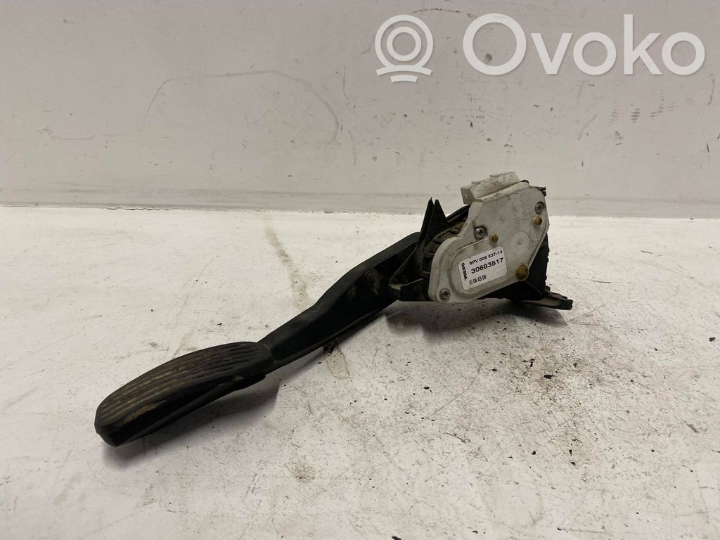 Volvo XC70 Pedał gazu / przyspieszenia 