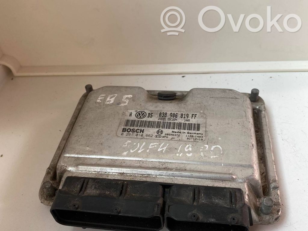 Volkswagen Golf IV Engine control unit/module 