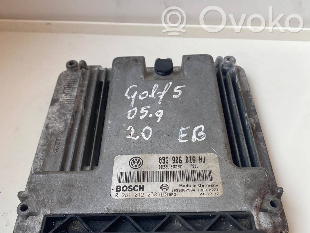 Volkswagen Golf V Engine control unit/module 