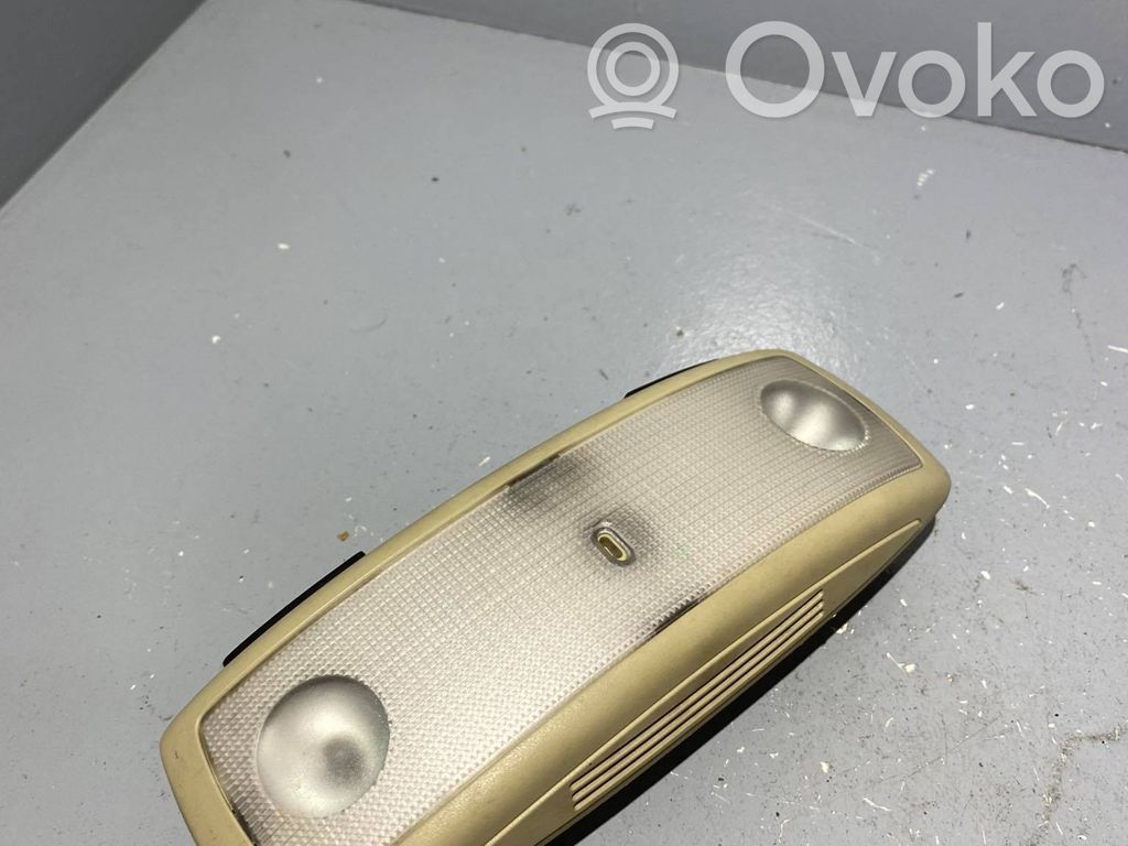 Volvo S80 Galinių vietų apšvietimo žibintas 
