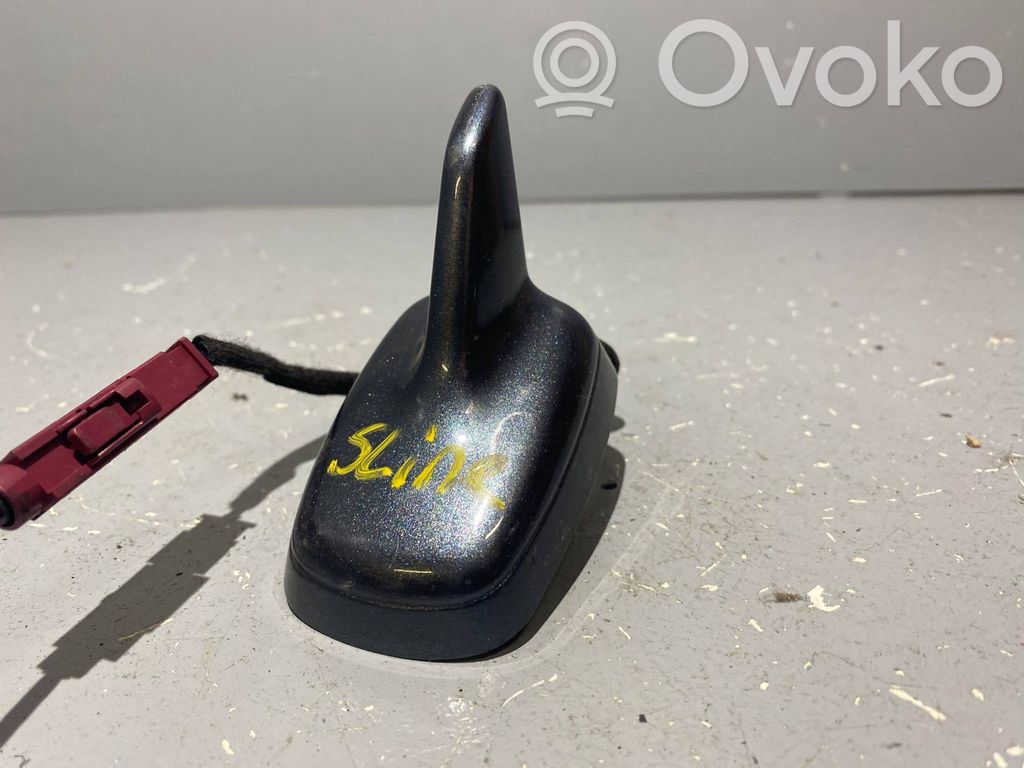 Audi A6 S6 C6 4F GPS-pystyantenni 
