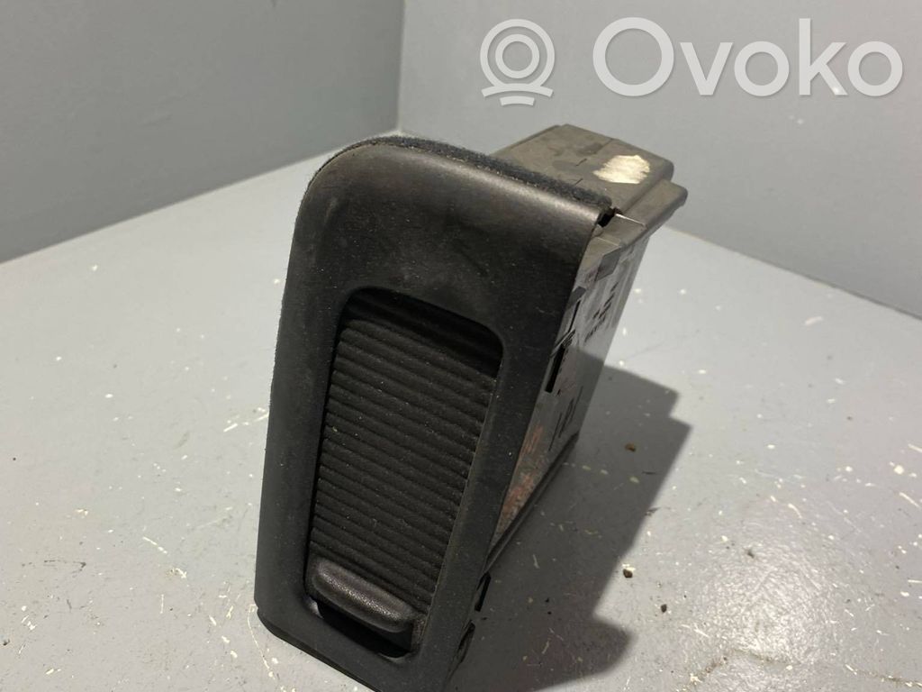 Volvo S80 Glove box 