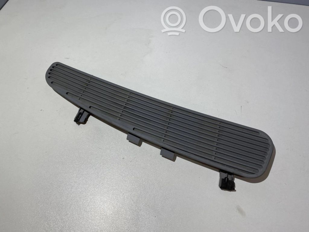 BMW 5 E39 Rear air vent grill 