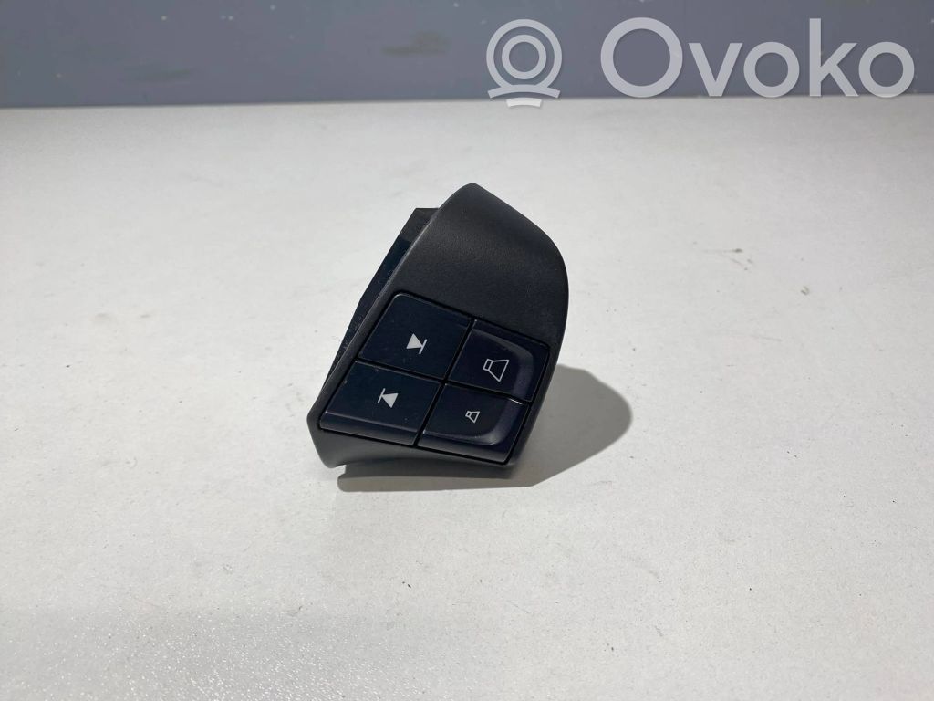 Volvo V50 Przełącznik / Przycisk kierownicy 