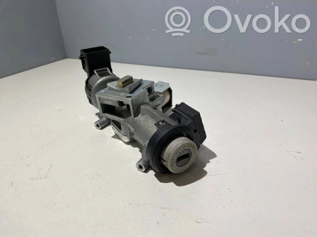 Ford Mondeo Mk III Aizdedzes atslēga 