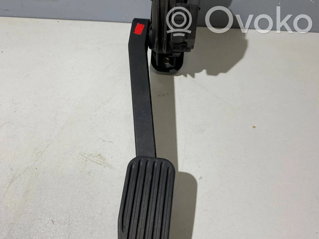 Volvo S80 Akceleratoriaus pedalas 