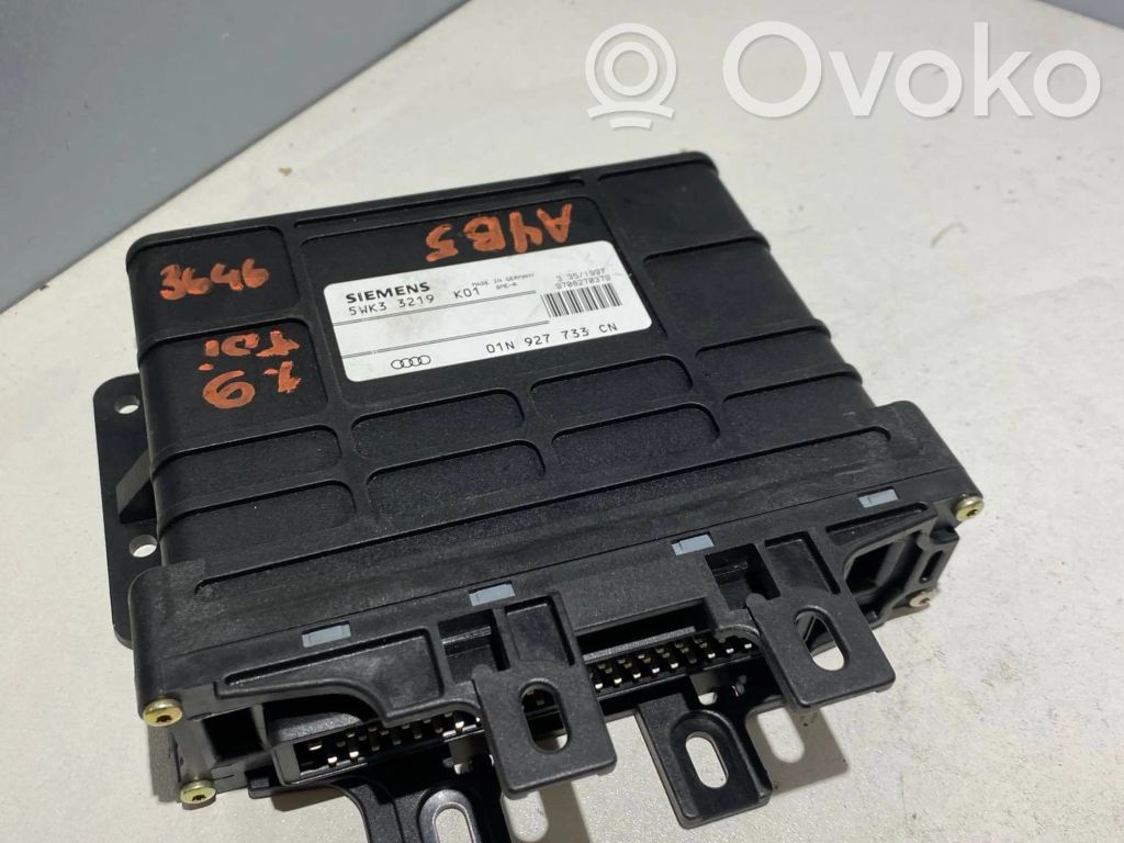 Audi A4 S4 B5 8D Gearbox control unit/module 