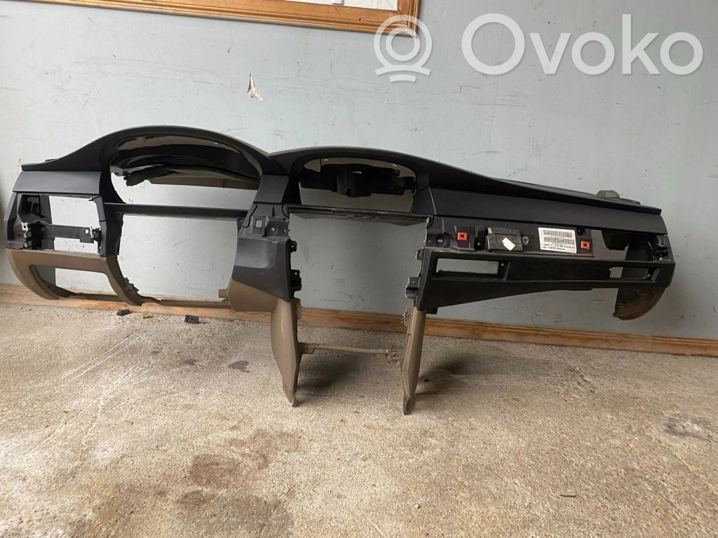 BMW 5 E60 E61 Panelė 