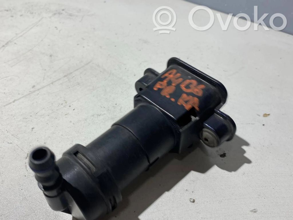 Audi A4 S4 B6 8E 8H Düse Scheinwerferreinigungsanlage 