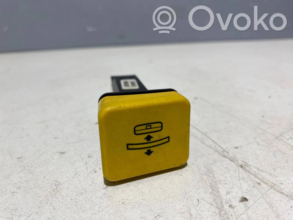 Volvo C70 Tailgate/boot open switch button 