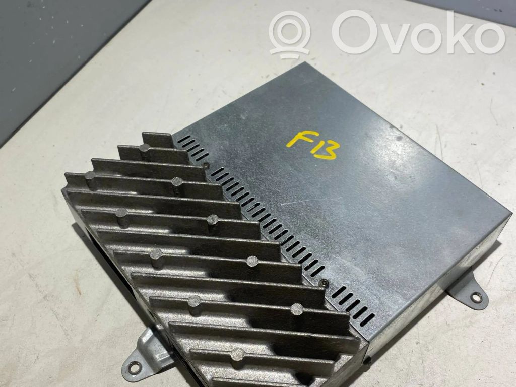 BMW 5 E39 Garso stiprintuvas 