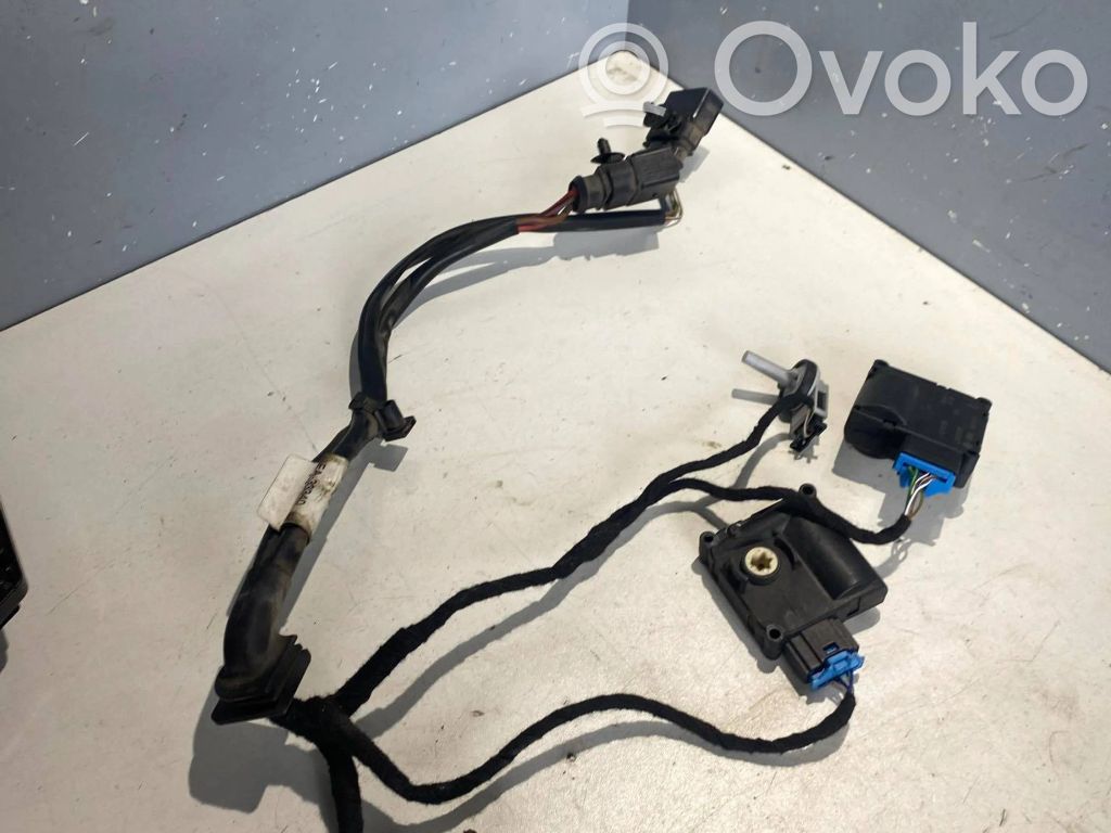 Audi A6 S6 C6 4F Moteur / actionneur de volet de climatisation 