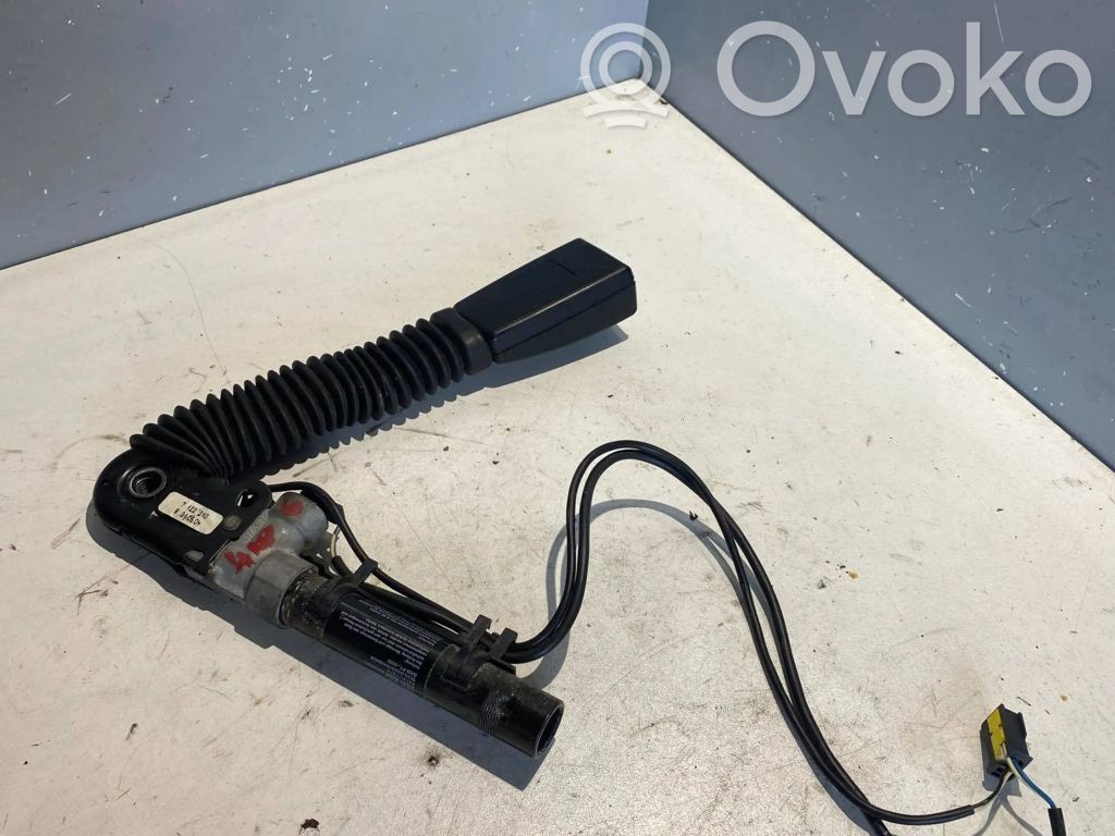 BMW 7 E65 E66 Hebilla del cinturón delantero 