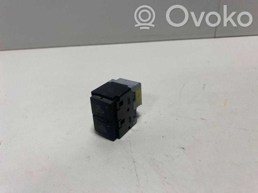 Audi A3 S3 8P Alarm switch 