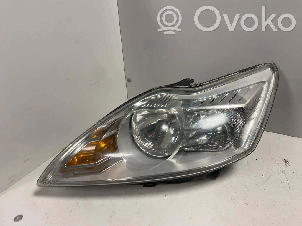 Ford Focus Headlight/headlamp 