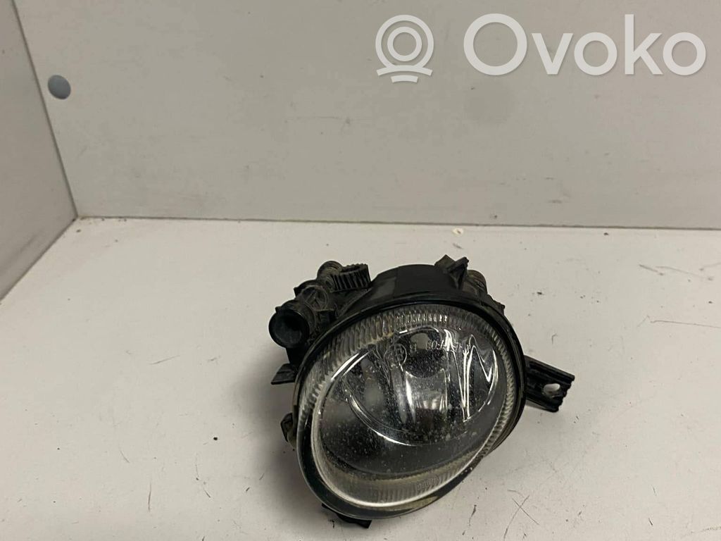 Audi A4 S4 B7 8E 8H Etusumuvalo 