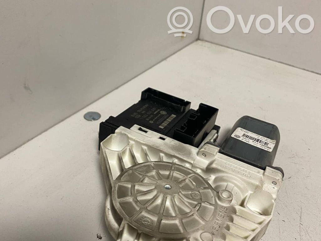 Volkswagen PASSAT B6 Motor macara geam ușă față 