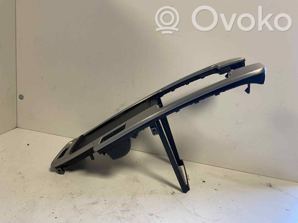 Volvo C30 Otros elementos de la consola central (túnel) 