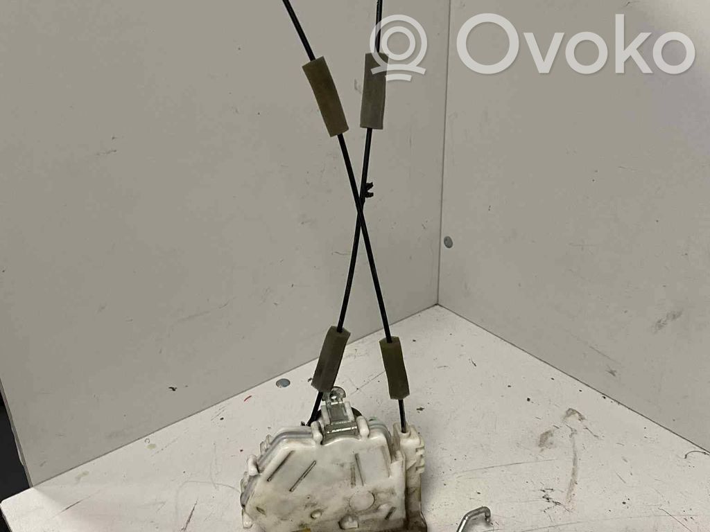 Honda FR-V Rear door lock 