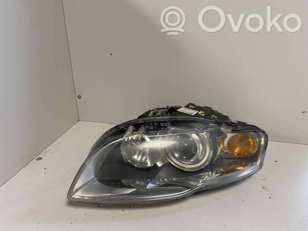 Audi A4 S4 B7 8E 8H Lampa przednia 