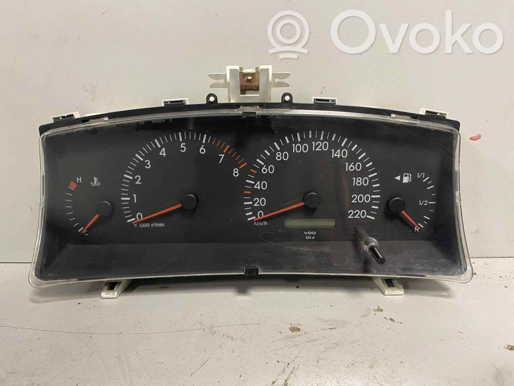 Toyota Corolla E120 E130 Speedometer (instrument cluster) 