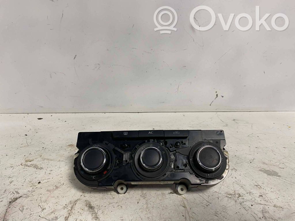 Skoda Octavia Mk2 (1Z) Climate control unit 