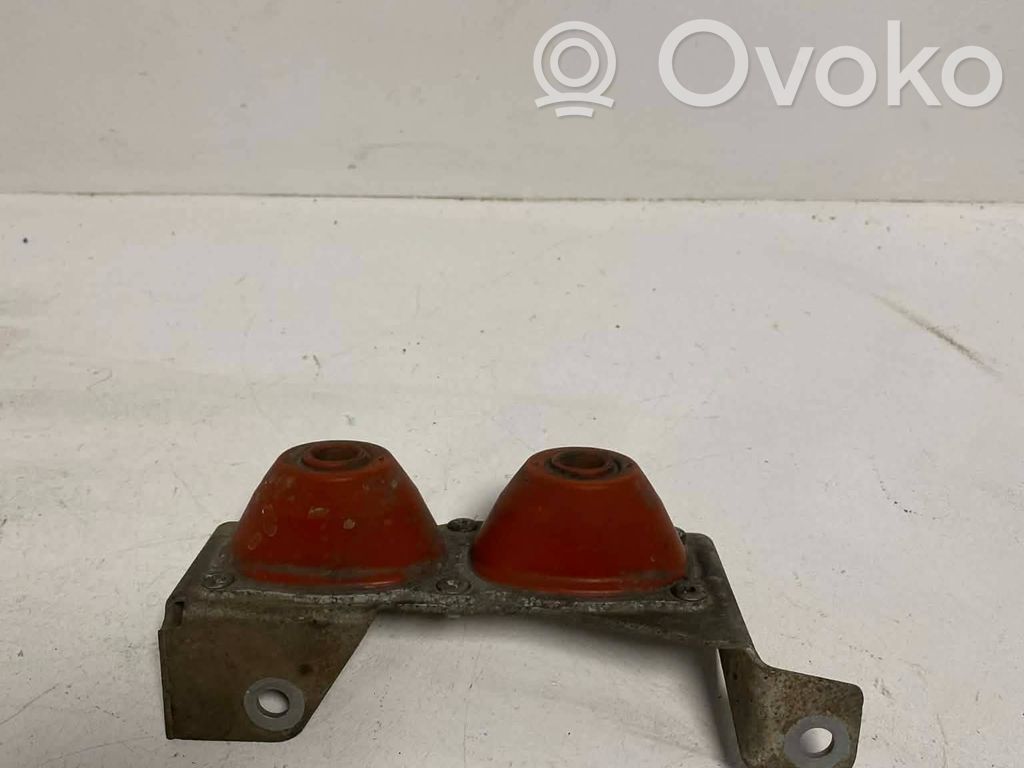 Audi A8 S8 D3 4E Muffler mount bracket/holder 