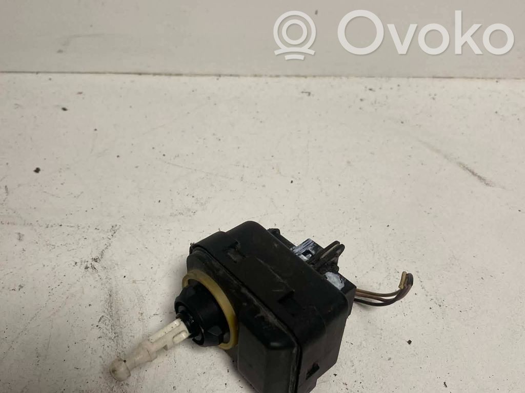 Volvo XC70 Scheinwerferstellmotor 