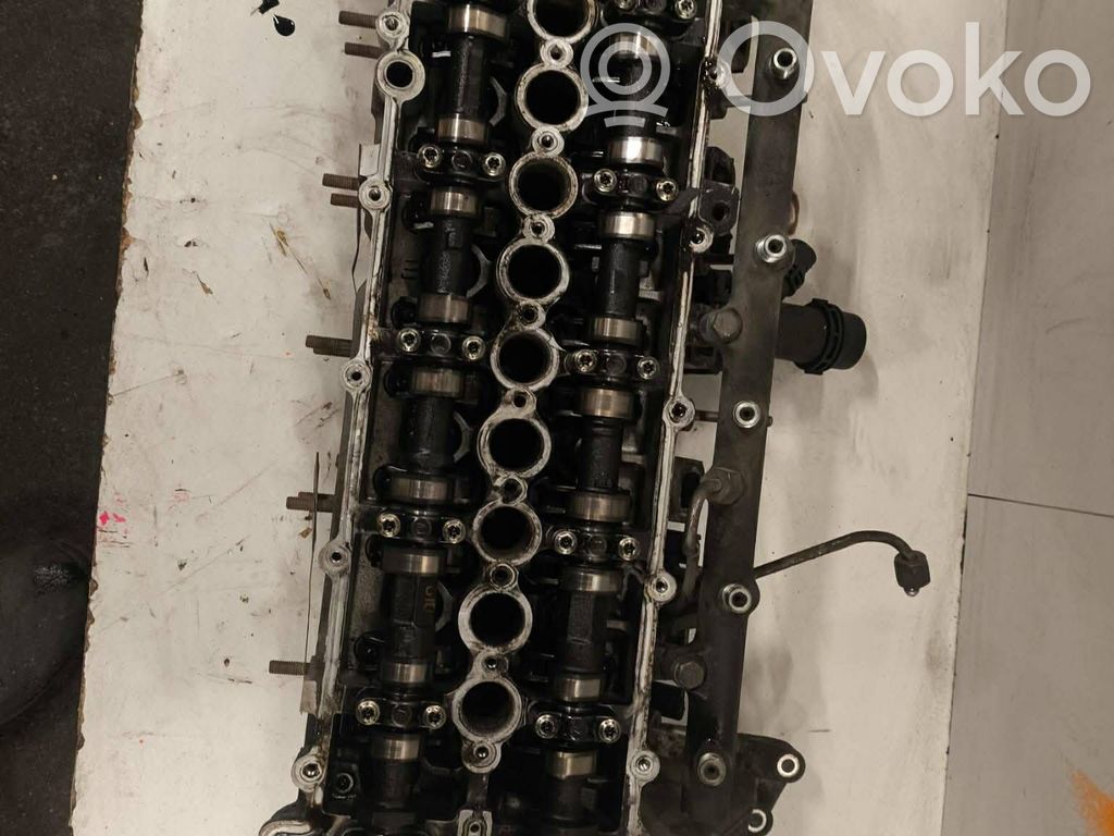 BMW 5 E39 Engine head 