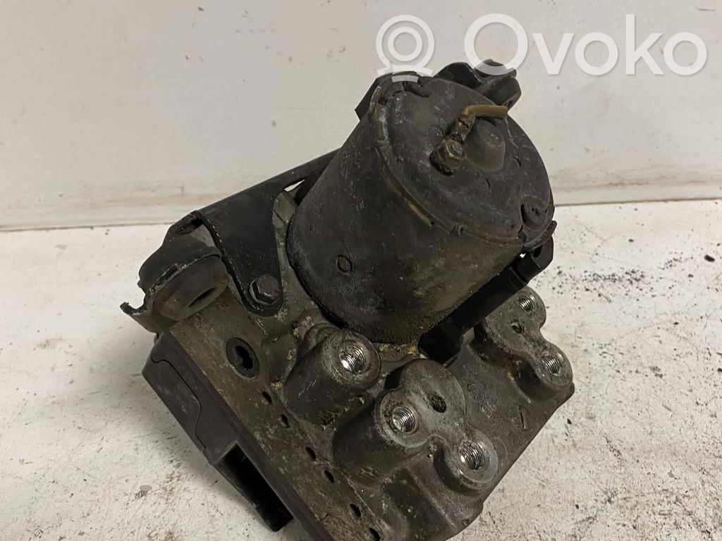 Audi A4 S4 B5 8D ABS-pumppu 