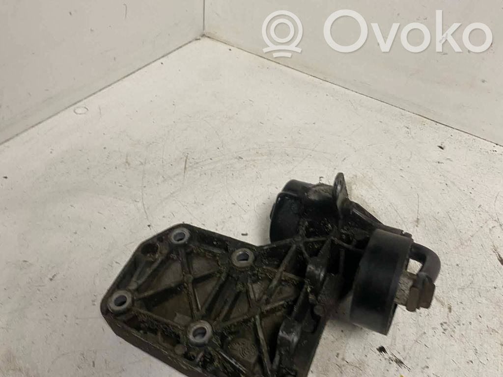BMW 5 E39 A/C compressor mount bracket 