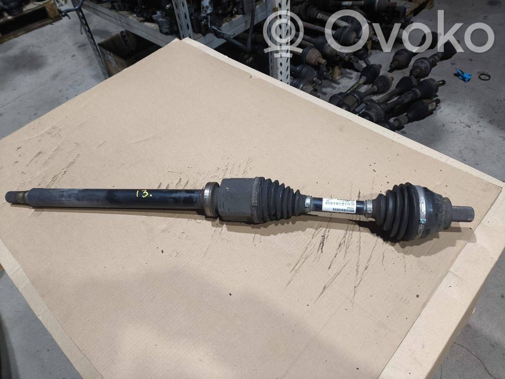 Volvo V70 Priekinis pusašis 