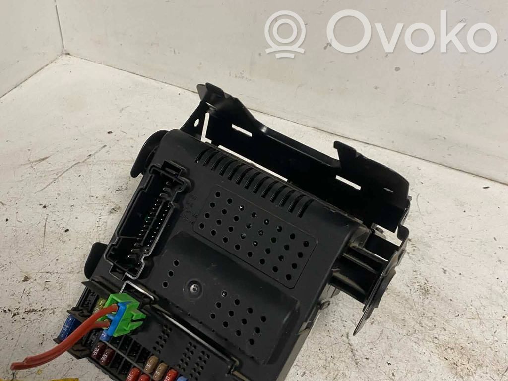 Volvo XC70 Modulo fusibile 
