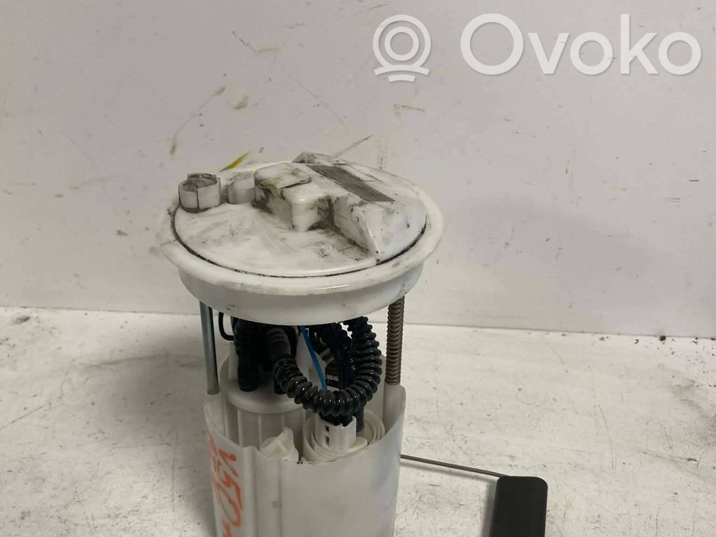 Volvo V50 Pompe à carburant 