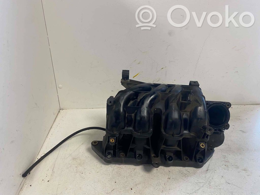 Volkswagen Golf IV Kolektor ssący 