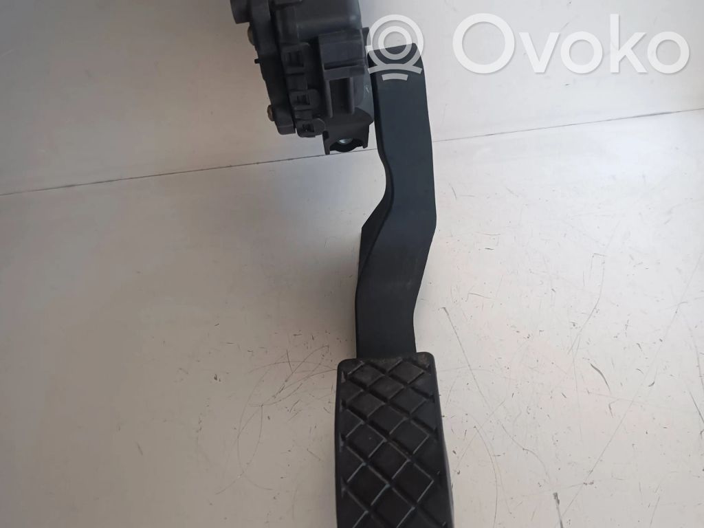 Audi A8 S8 D3 4E Accelerator throttle pedal 