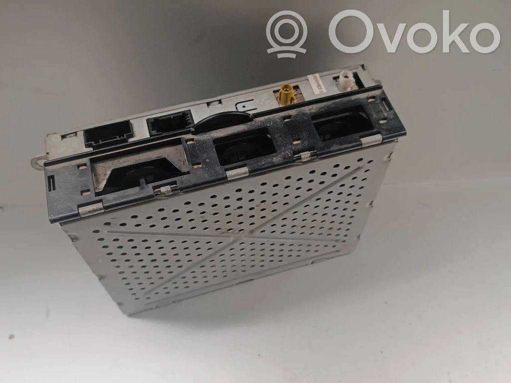 Radio / CD-Player / DVD-Player / Navigation   4E0035541,4E0910541B