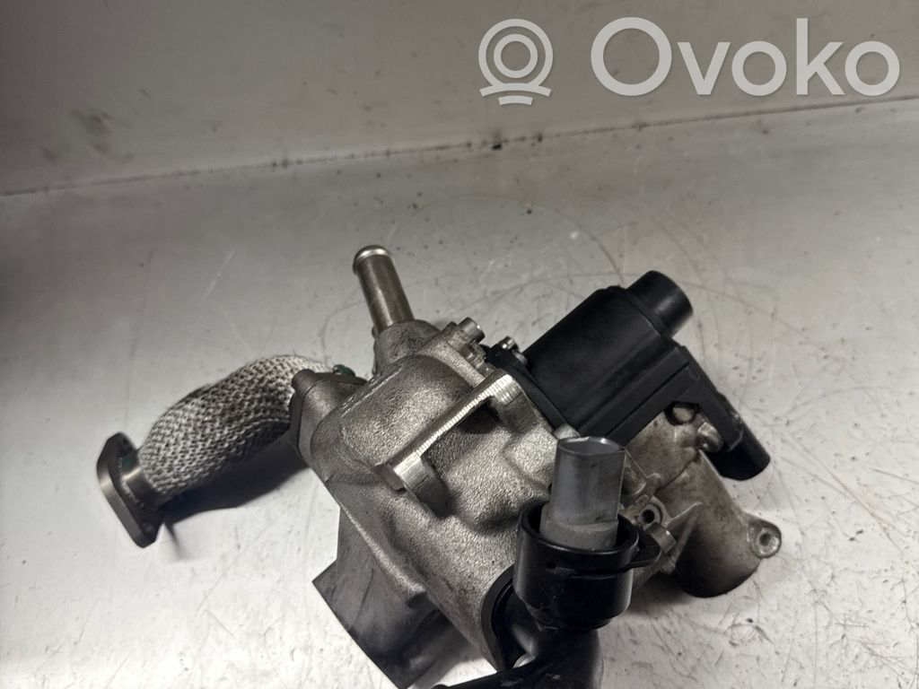 Válvula EGR   057131501D,V068400