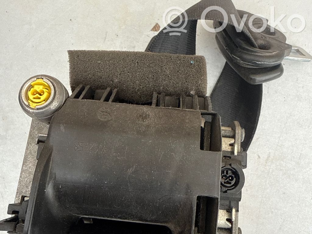 Audi A4 S4 B8 8K Pas bezpieczeństwa fotela przedniego 